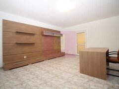 Apartament cu 3 camere de vanzare Decebal adiacent